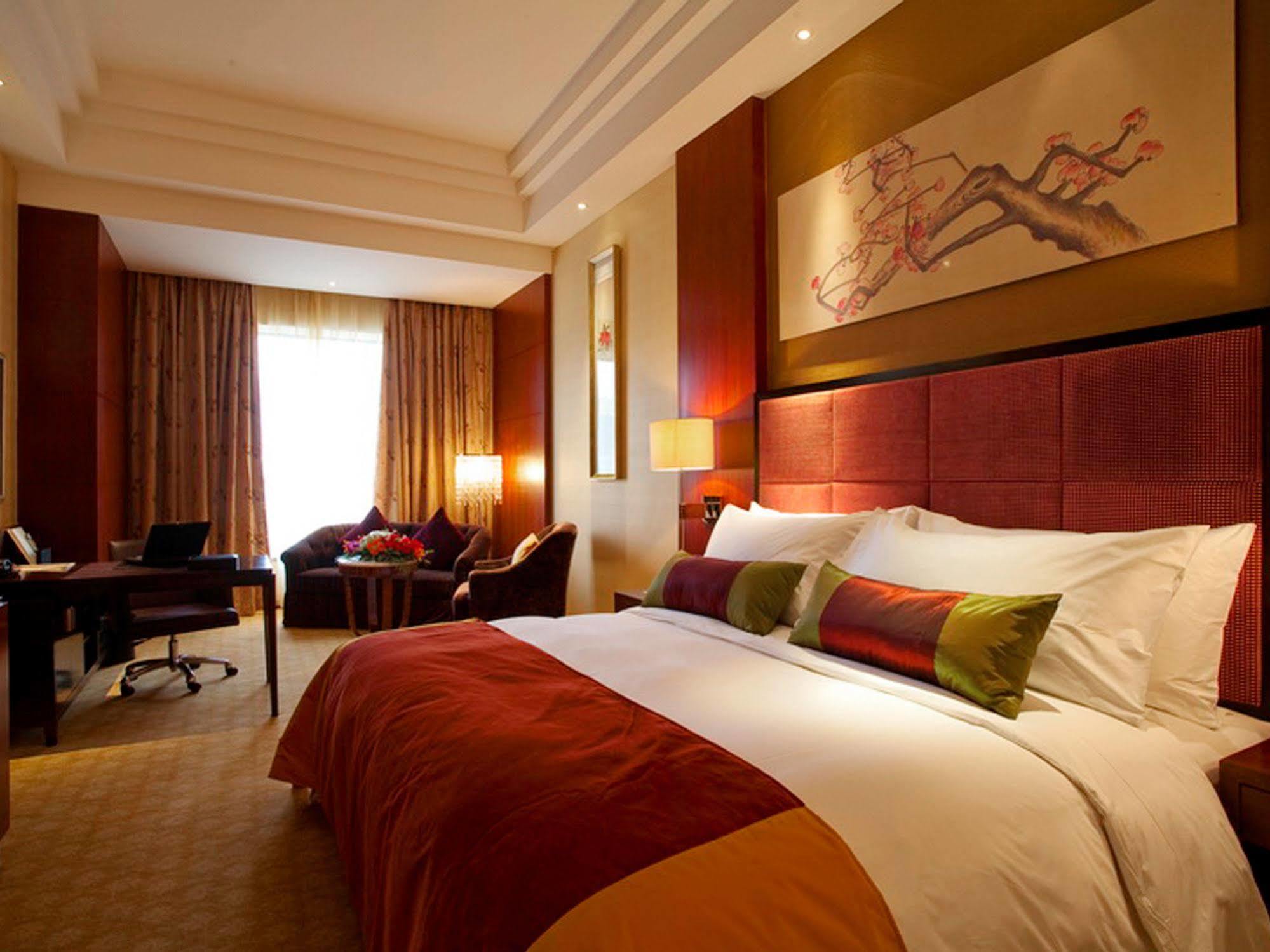 Celebrity City Hotel Chengdu Exterior foto